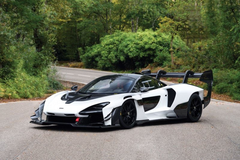 Спорткар MCLAREN Senna
