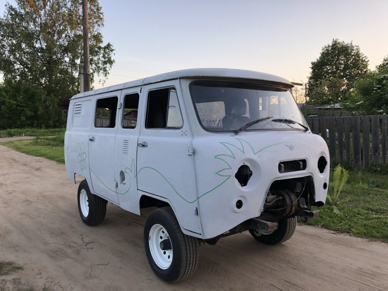 УАЗ Буханка УАЗ-3909