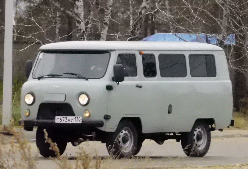 УАЗ 3909 оранжевый