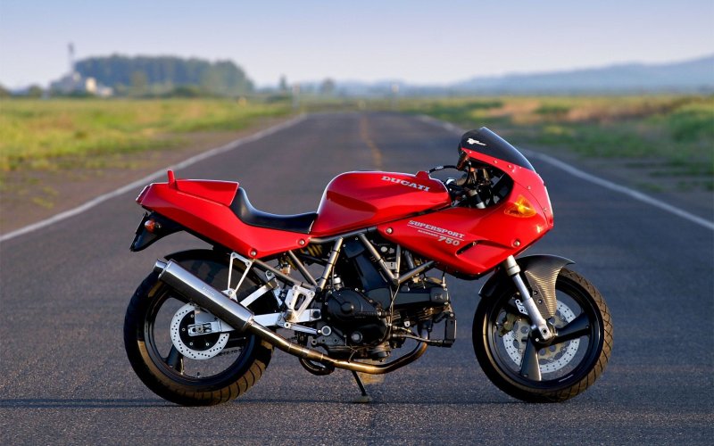 Ducati Supersport 600