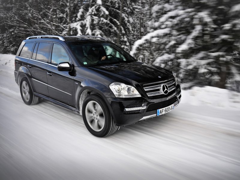 Mercedes Benz внедорожник gl 350