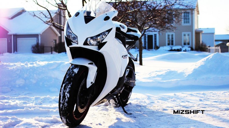 Honda CBR 600 зима