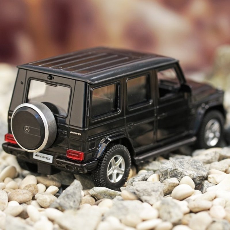 Машинка модель Мерседес g63