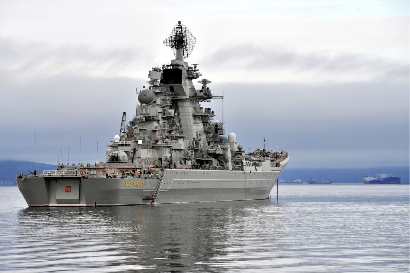 Атомный военный крейсер Петр Великий