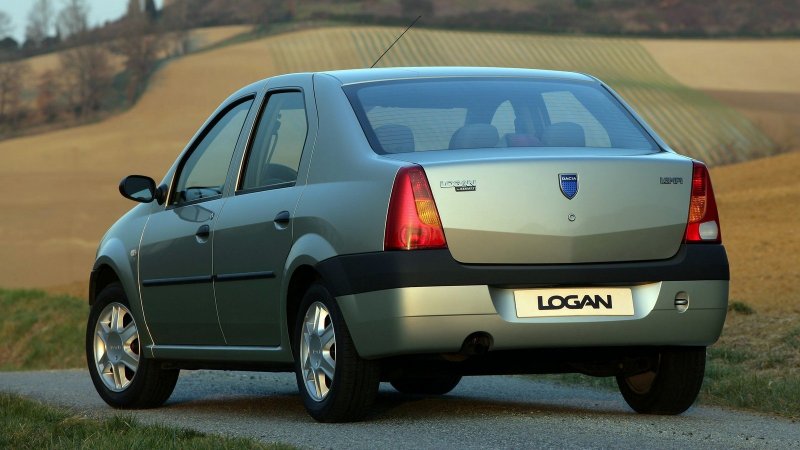 Dacia Logan 1 поколение