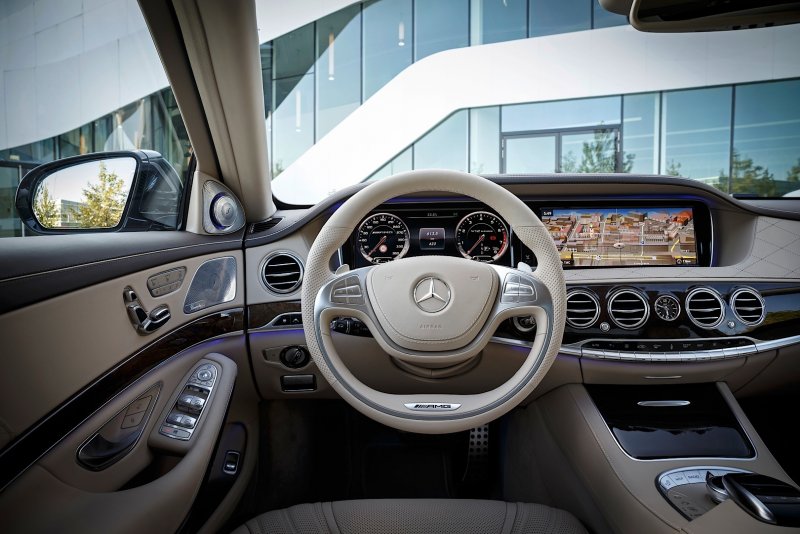 Mercedes Benz s class w222 65 AMG