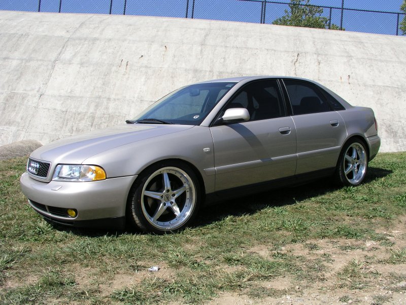 Ауди а8 1999
