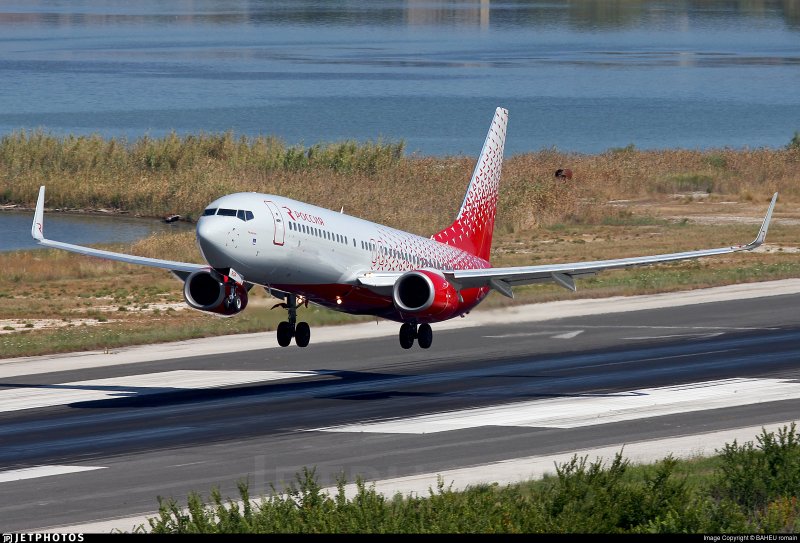 Самолёт Боинг 737-800 авиакомпания Россия