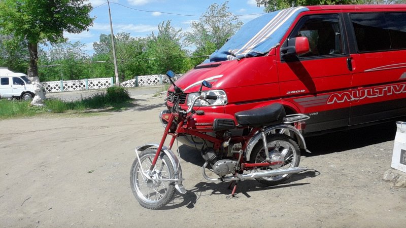Львовские Мопеды с двумя баками