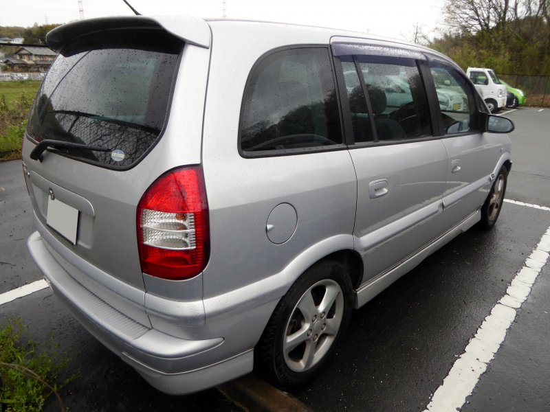 Субару Травик 2009