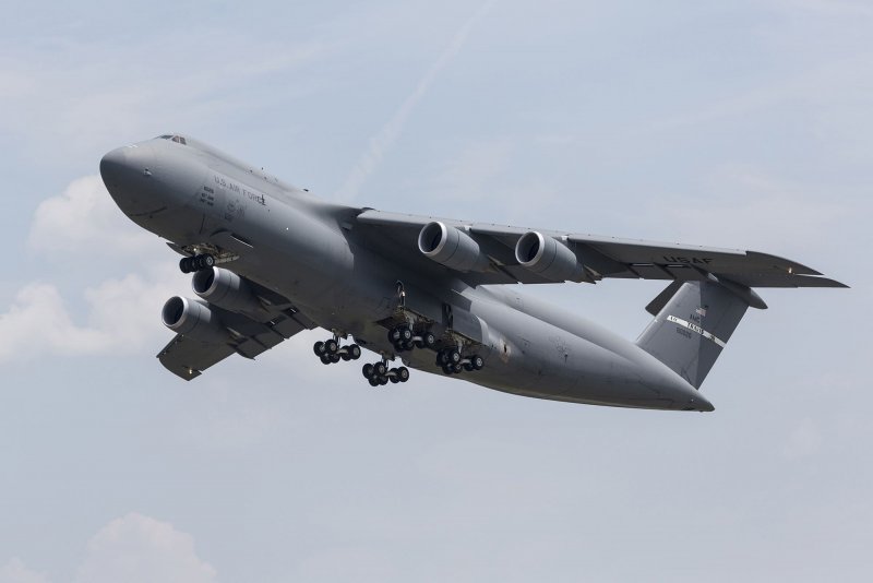 C-5 super Galaxy