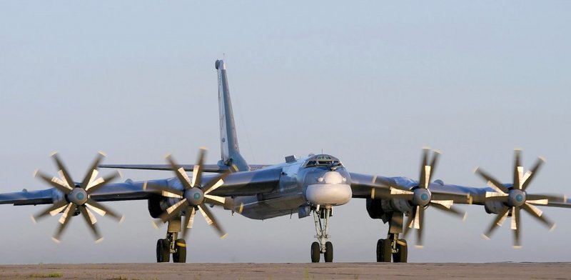 Самолет ту 95 МС