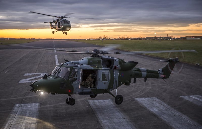 Westland Lynx вертолет