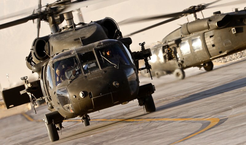 Sikorsky uh-60 Black Hawk