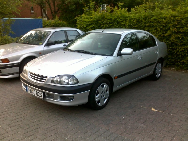 Toyota Avensis 1998