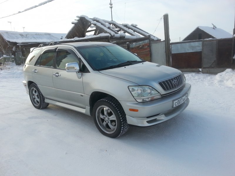 Lexus RX 300 2000г.в