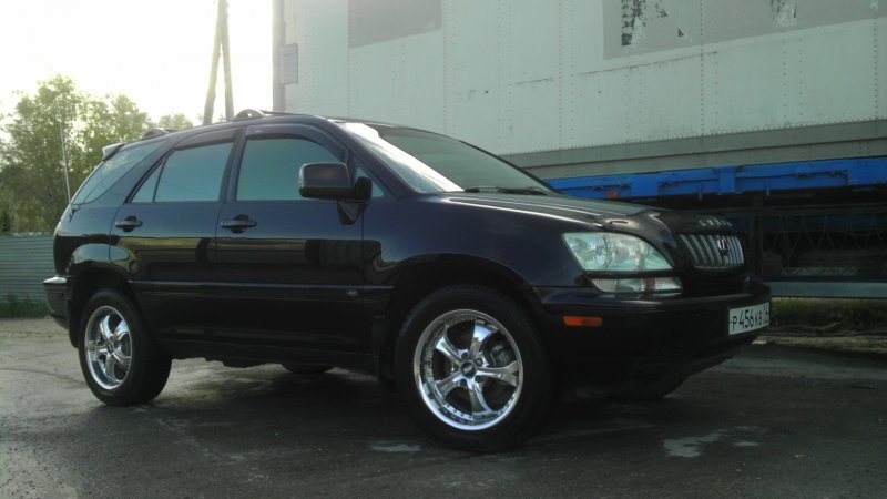 Lexus rx300 2001г.в
