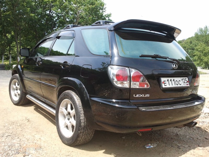 Lexus rx300 1 кузов
