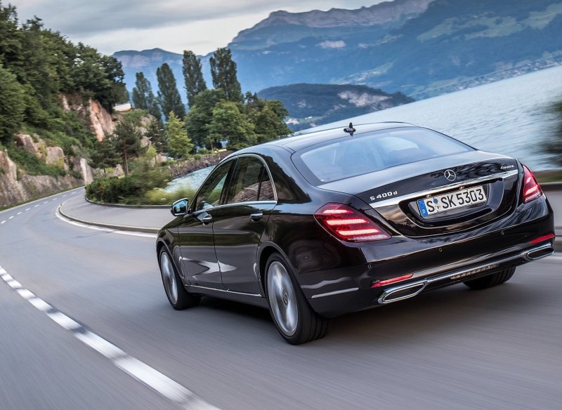 Мерседес Бенц s 400