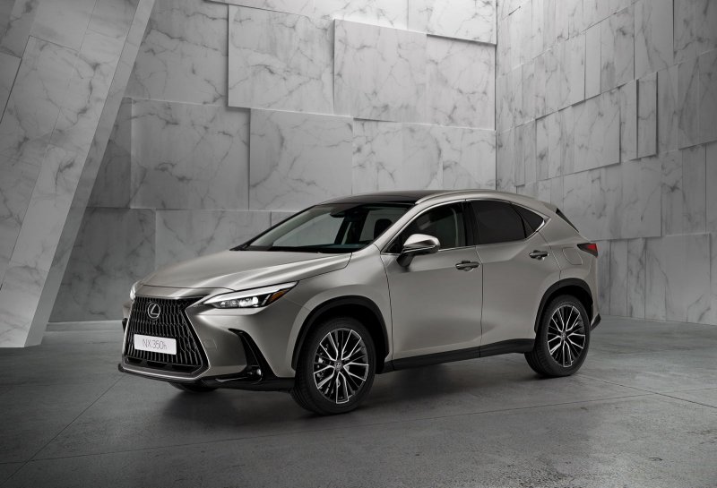 Лексус NX 350 2021