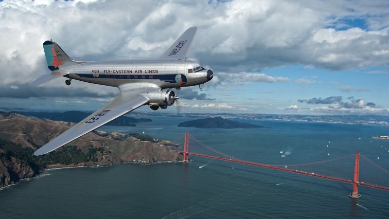 DC-3 by alan Rose