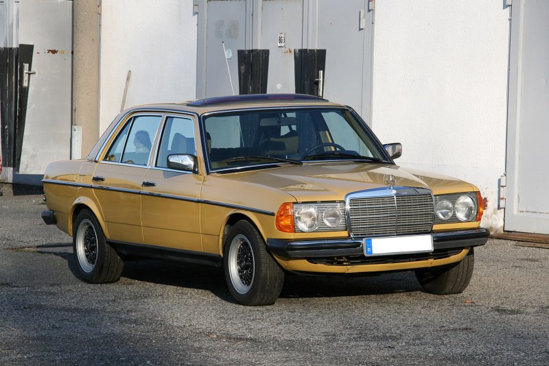 Мерседес Бенц w123