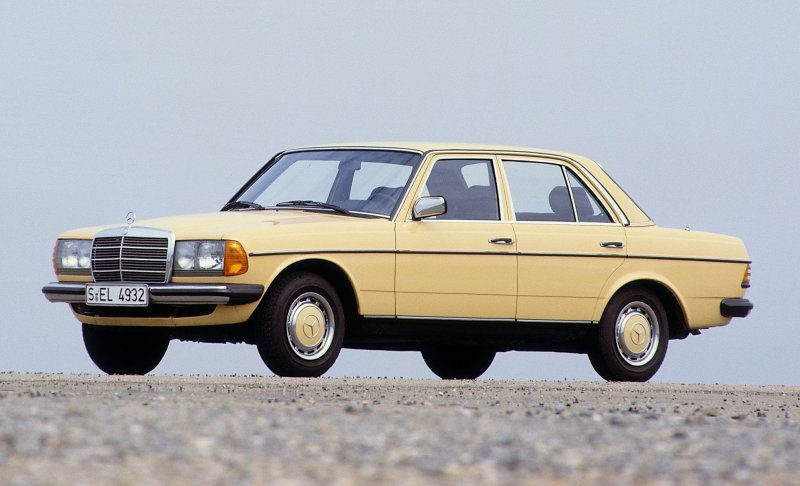 Mercedes-Benz w123 1975