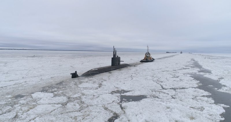 Подводная лодка с 156 в Кронштадте