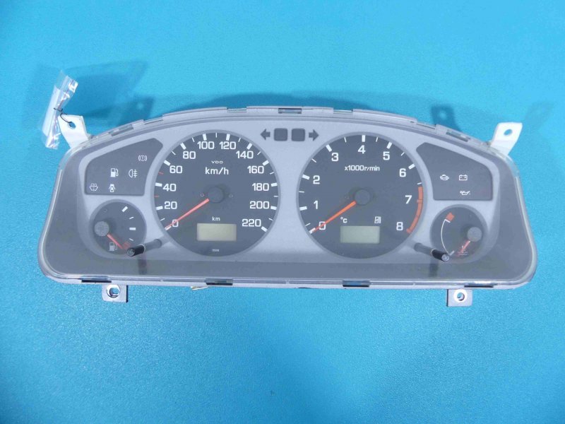 Nissan primera p12 панель приборов