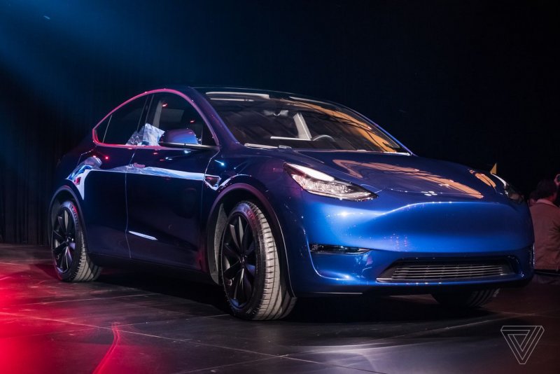 Tesla model y 2020