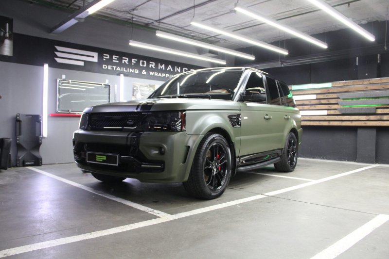 Range Rover Sport 1 Restailing в пленке
