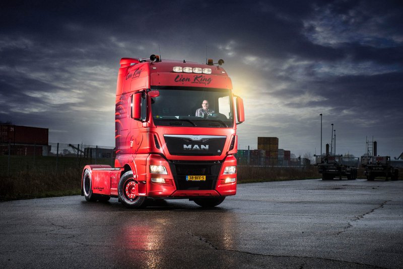 Man TGX XXL Red
