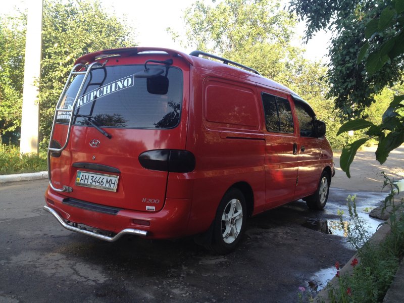Hyundai Starex 200