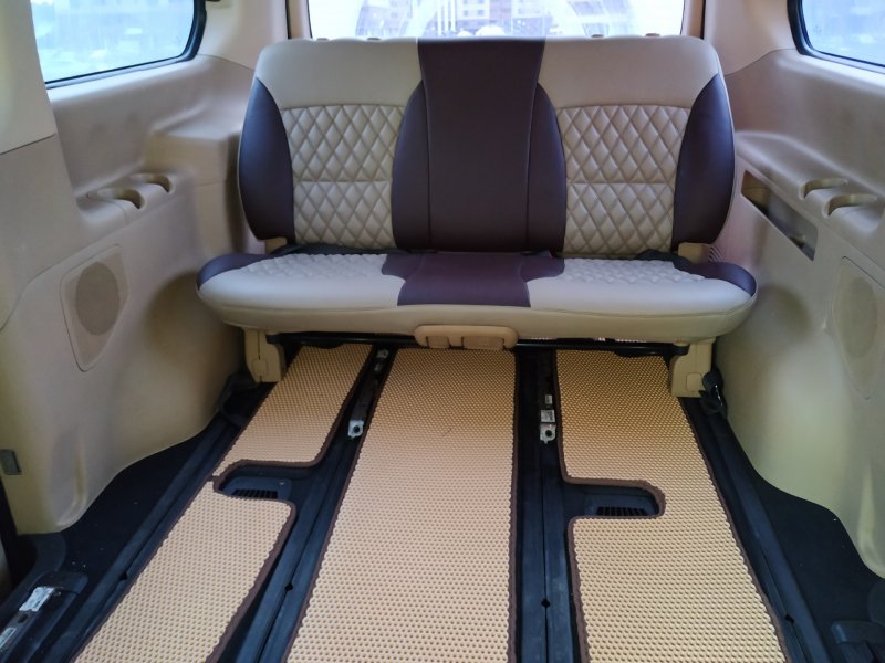 Hyundai Grand Starex i (2 места спереди) салон