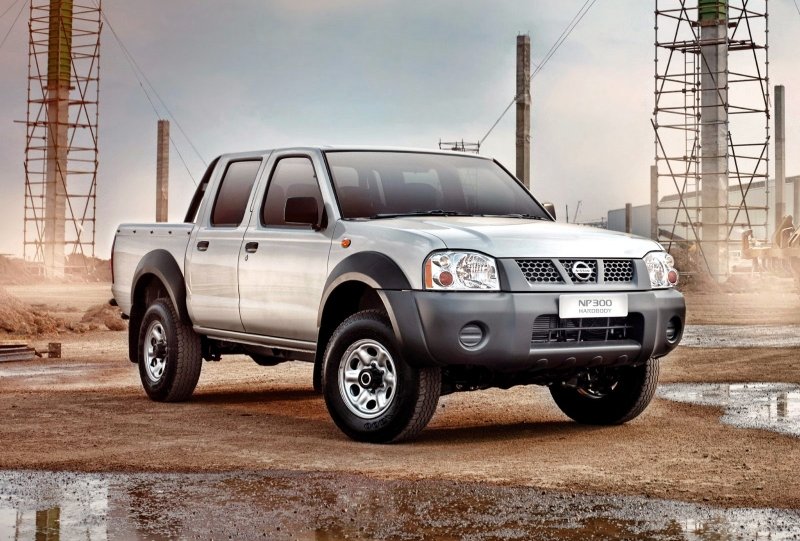 Nissan np300 2020