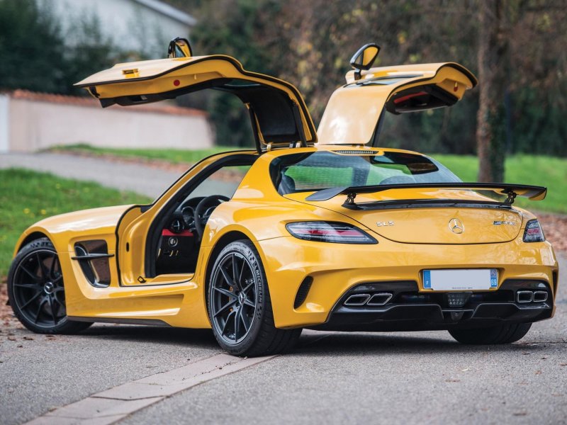 Мерседес SLS AMG