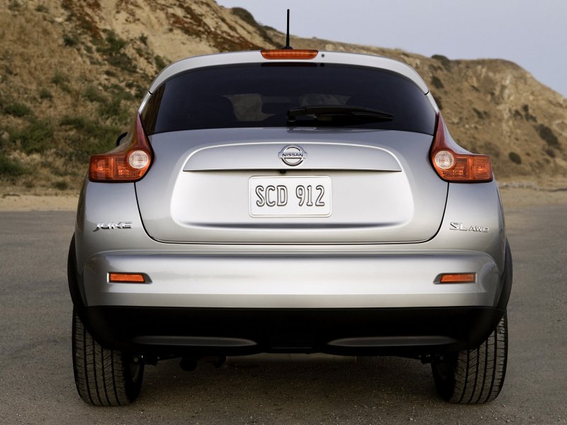 Nissan Juke 2010 зад