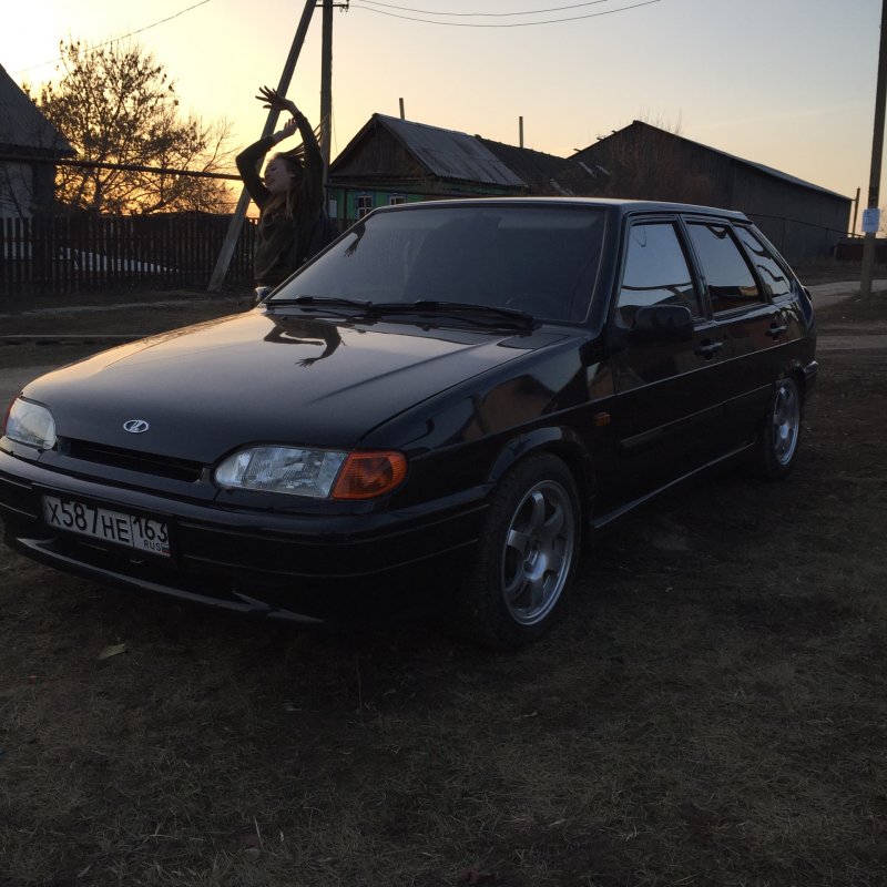 ВАЗ 2114 супер авто 1.6