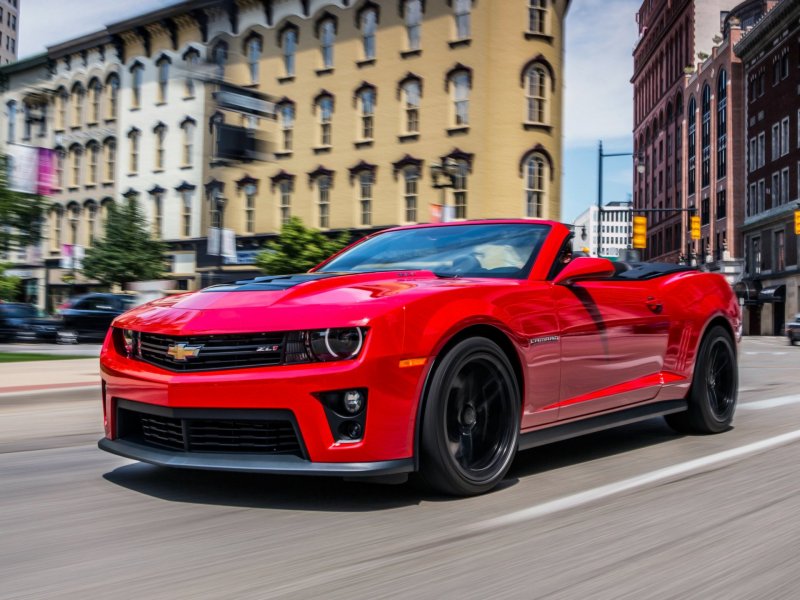 Chevrolet Camaro zl1 красная кабриолет
