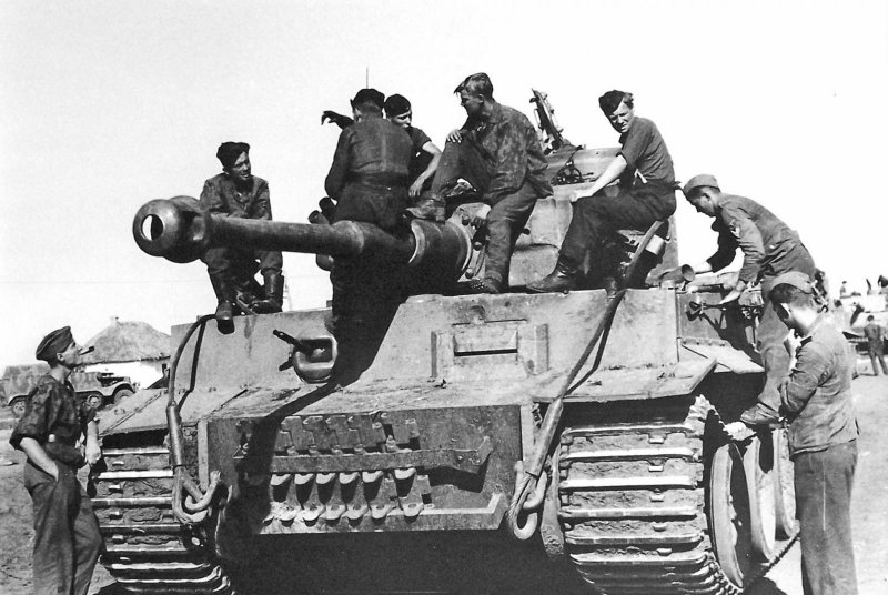 Танк тигр 1943 Курская битва