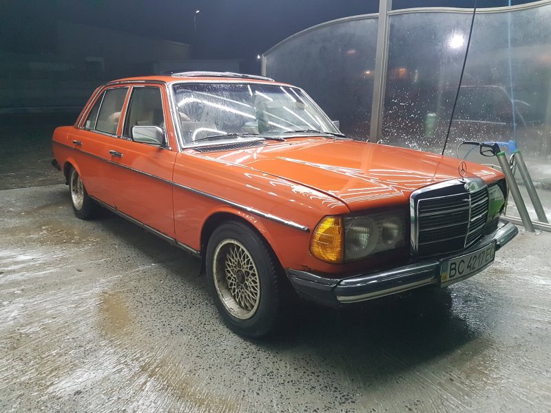 Mercedes-Benz w123