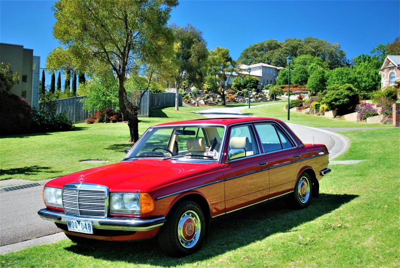 Мерседес Бенц w123