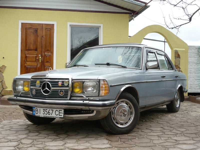 Mercedes-Benz w123 1984