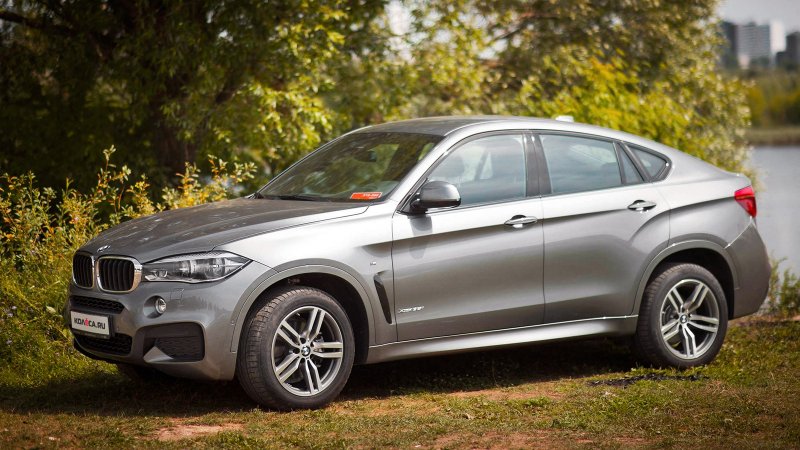 BMW x6 серебристый