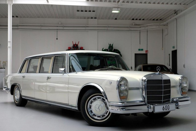 Мерседес 600 Pullman
