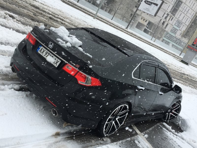 Honda Accord 2008 зимой