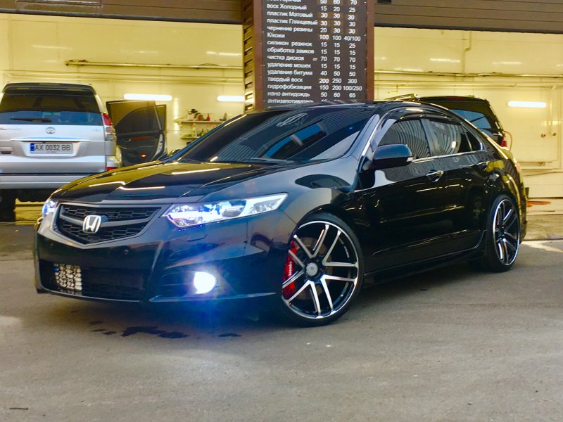 Honda Accord 8 Type s Tuning