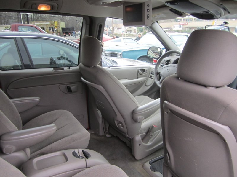 Dodge Caravan 2003 салон