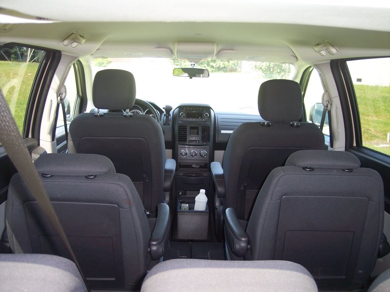Dodge Grand Caravan 2009 салон