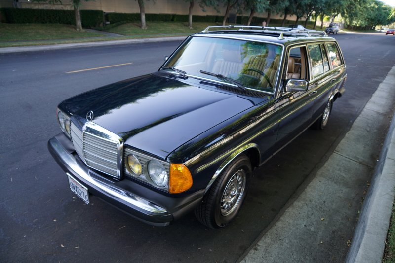 Mercedes Benz SL 1985